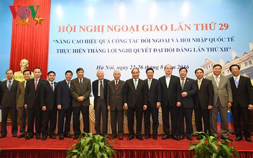 Konstruktive Diplomatie dient der Strategie, Sicherheit und Entwicklung des Landes - ảnh 1